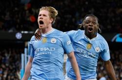 -德布劳内回归赛场，惊险取胜首场状态亮眼，FPX观众沸腾！的简单介绍