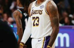 九游-包含詹姆斯迎来十二赛季高光表现，G2球迷沸腾！的词条